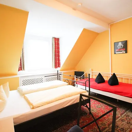 Am Hauptbahnhof Guest house *