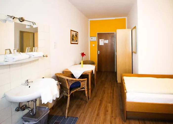 Pension/guesthouse Am Hauptbahnhof *