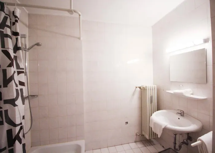 Gasthof Pension/guesthouse Am Hauptbahnhof
